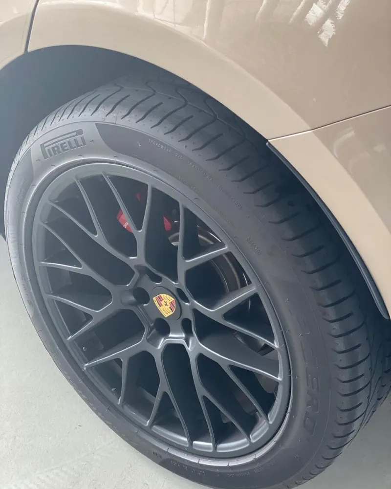 2017 Porsche Macan in Dubai