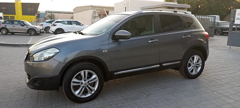2013 نيسان قاشقاي in Dubai