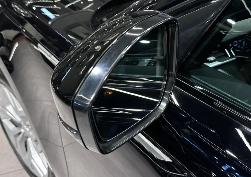 2018 Land Rover Range Rover Velar in Dubai