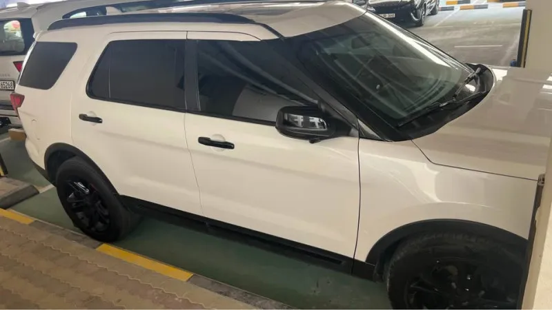 2016 Ford Explorer in Dubai