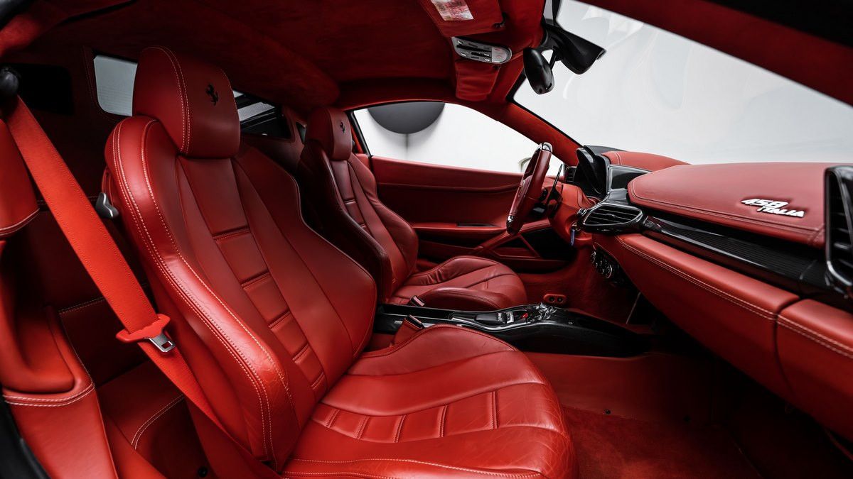 2013 Ferrari 458 in Dubai