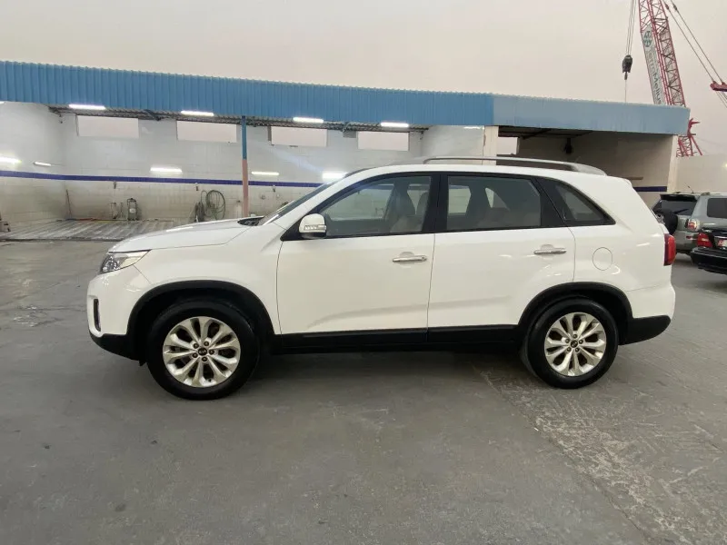 2015 Kia Sorento in Dubai