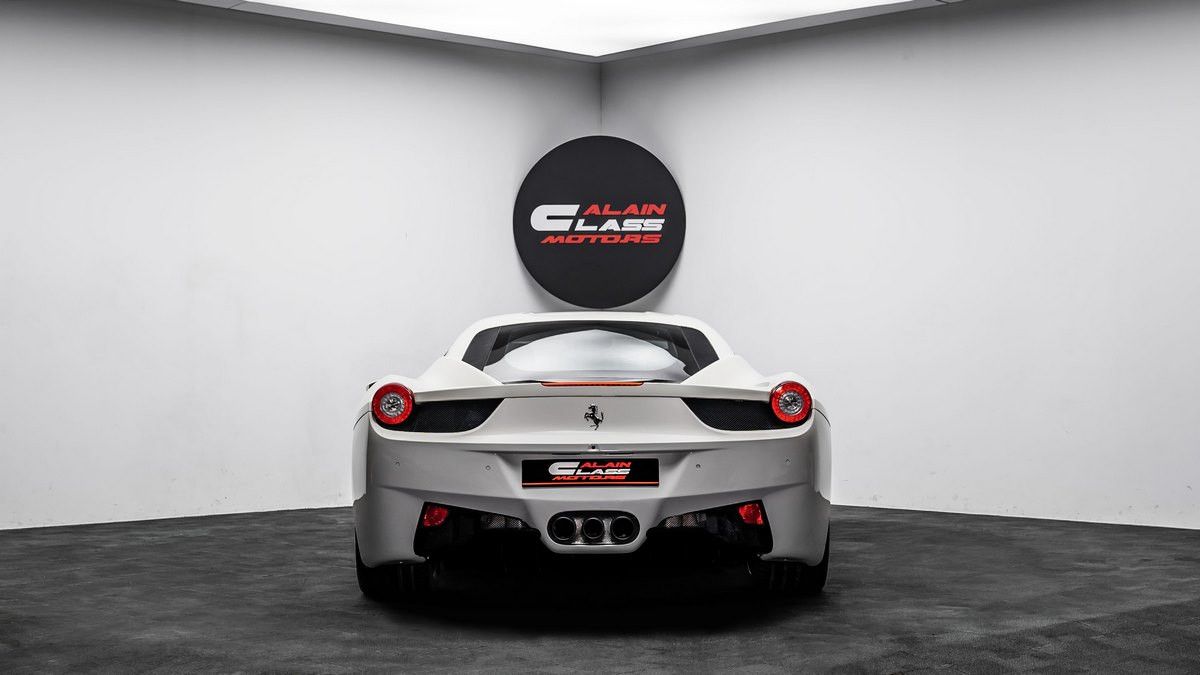 2013 Ferrari 458 in Dubai