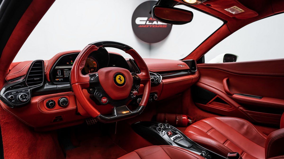 2013 Ferrari 458 in Dubai