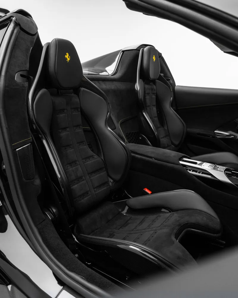 2025 Ferrari 12 Cilindri in Dubai