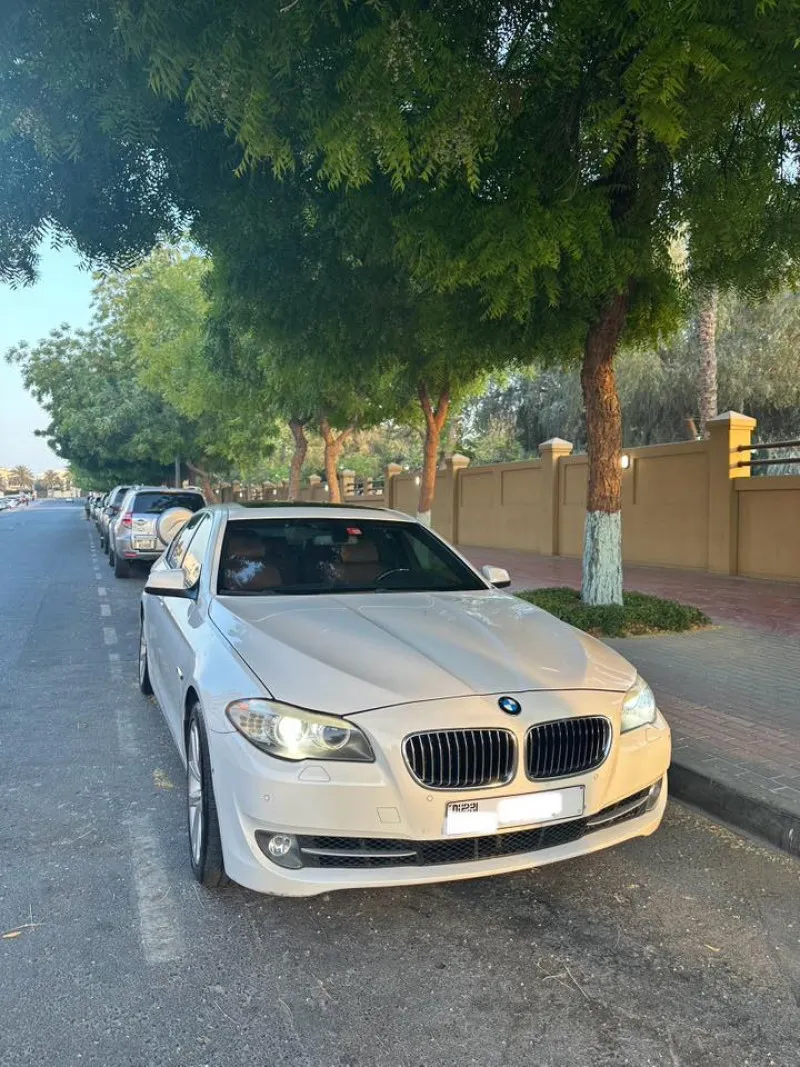 2011 بي أم دابليو الفئة - 5 in Dubai