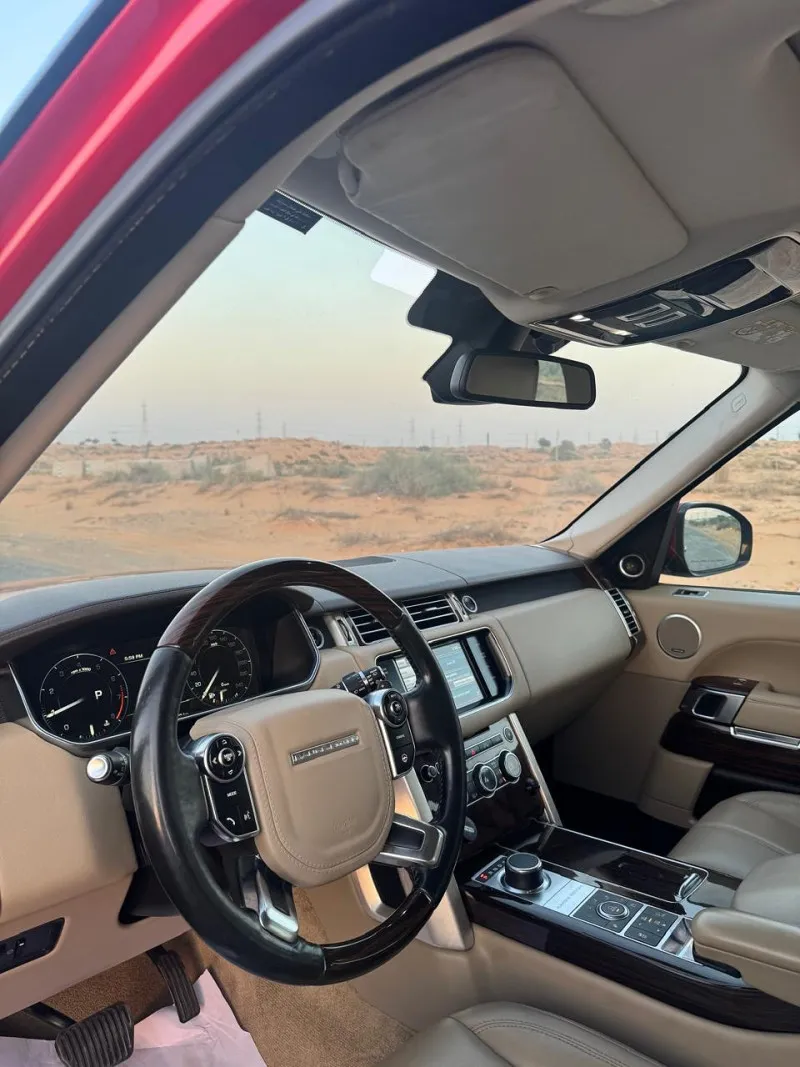 2015 لاند روفر رينج روفر in Dubai