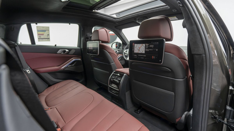 2023 BMW X6 in dubai
