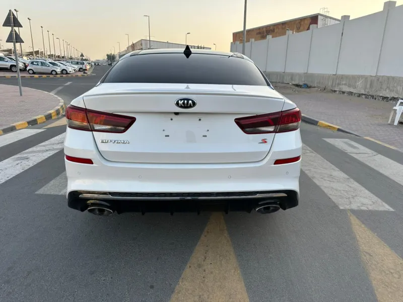 2020 كيا أوبتيما in Dubai