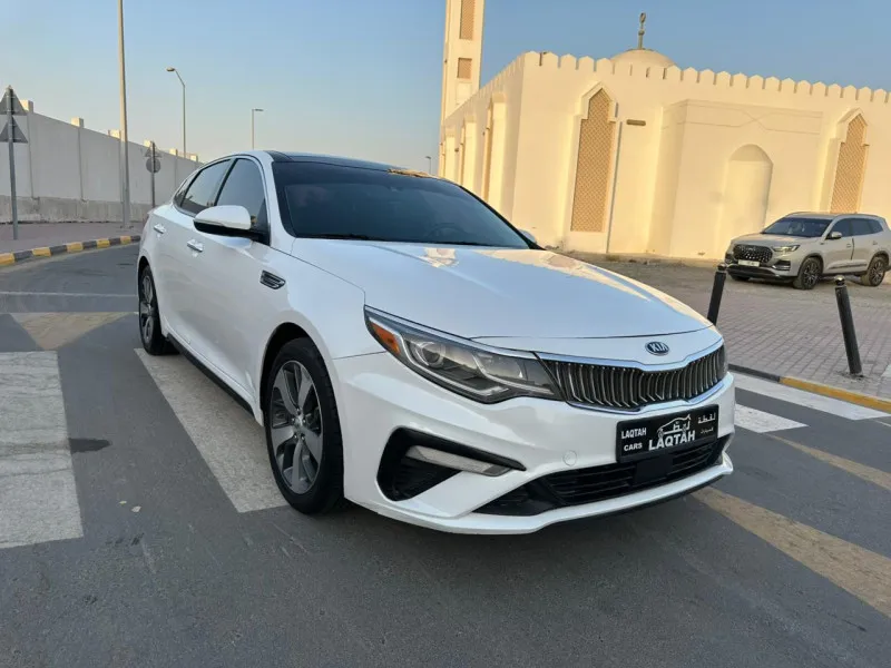 2020 كيا أوبتيما in Dubai
