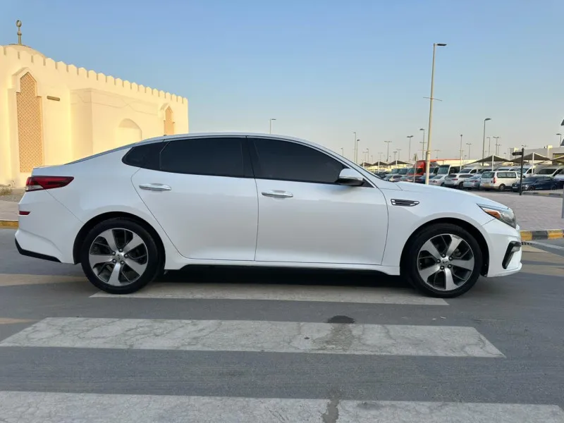 2020 كيا أوبتيما in Dubai