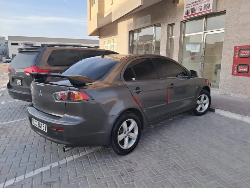 2010 ميتسوبيشي لانسر in Dubai