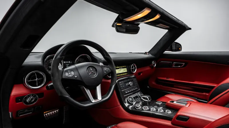 2012 Mercedes-Benz SLS in Dubai