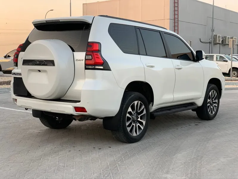 2023 تويوتا برادو in Dubai