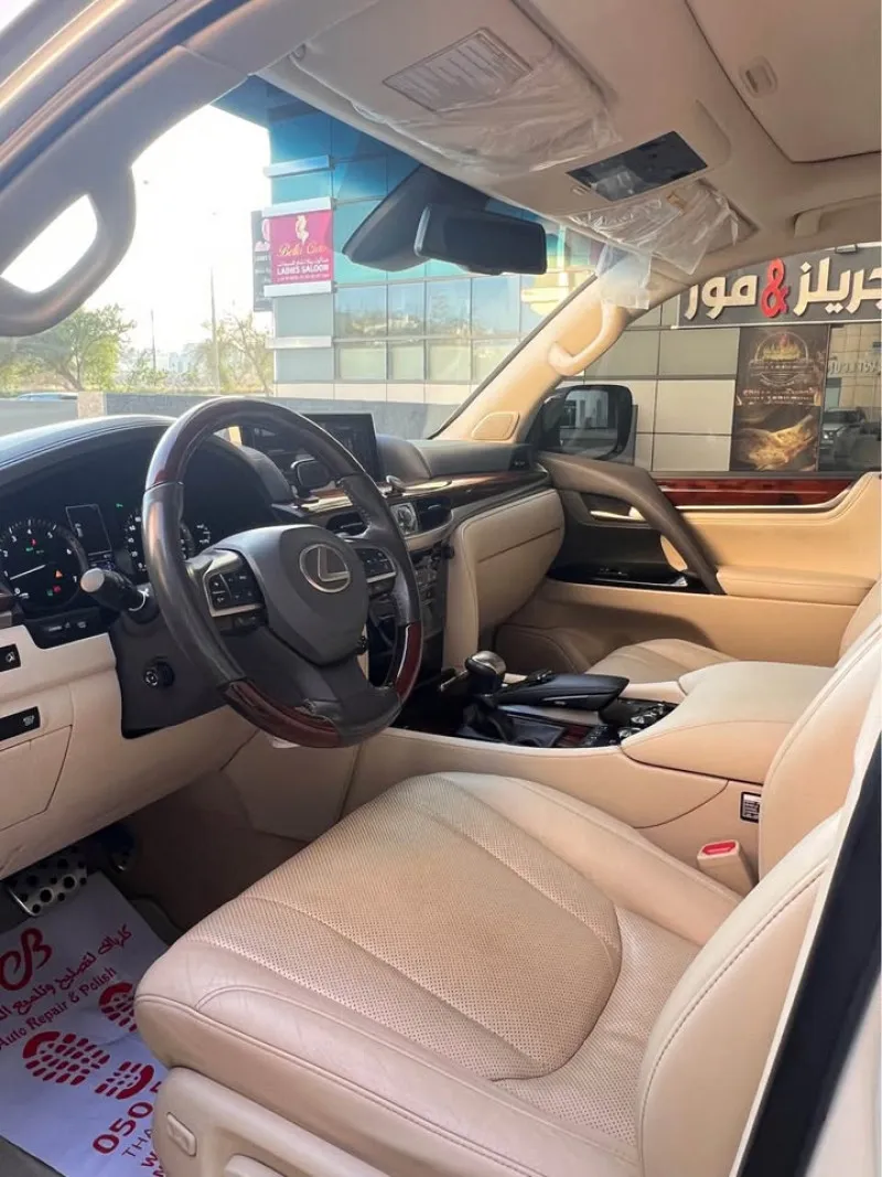 2021 لكزس أل أكس ٥٧٠ in Dubai