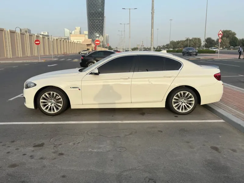 2016 بي أم دابليو الفئة - 5 in Dubai