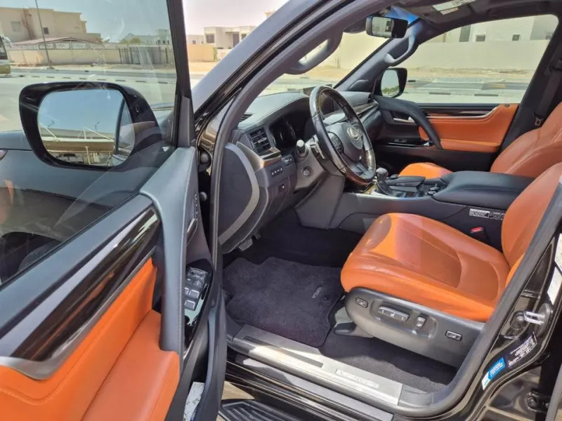 2020 Lexus LX 570 in Dubai