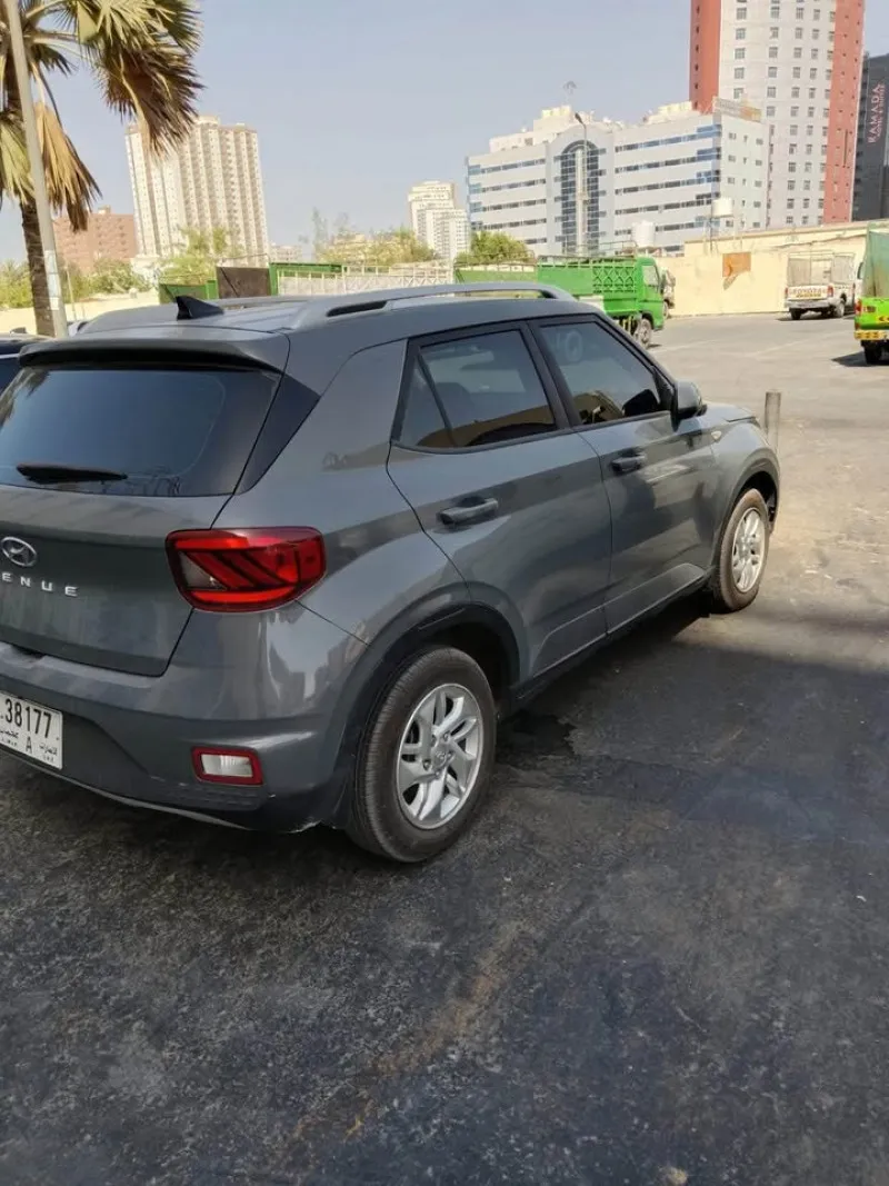 2020 هيونداي فينيو in Dubai