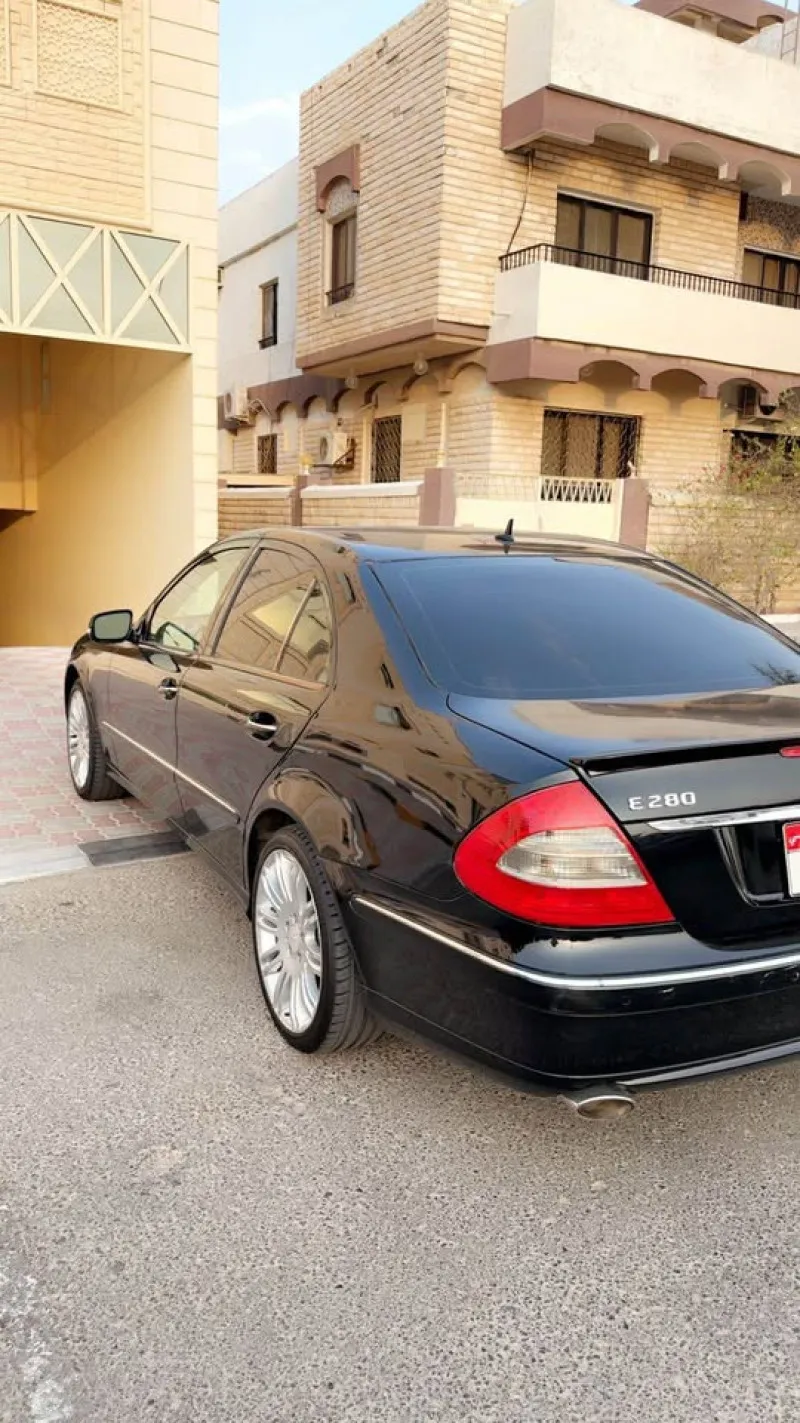 2008 مرسيدس-بنز الفئة - E in Dubai