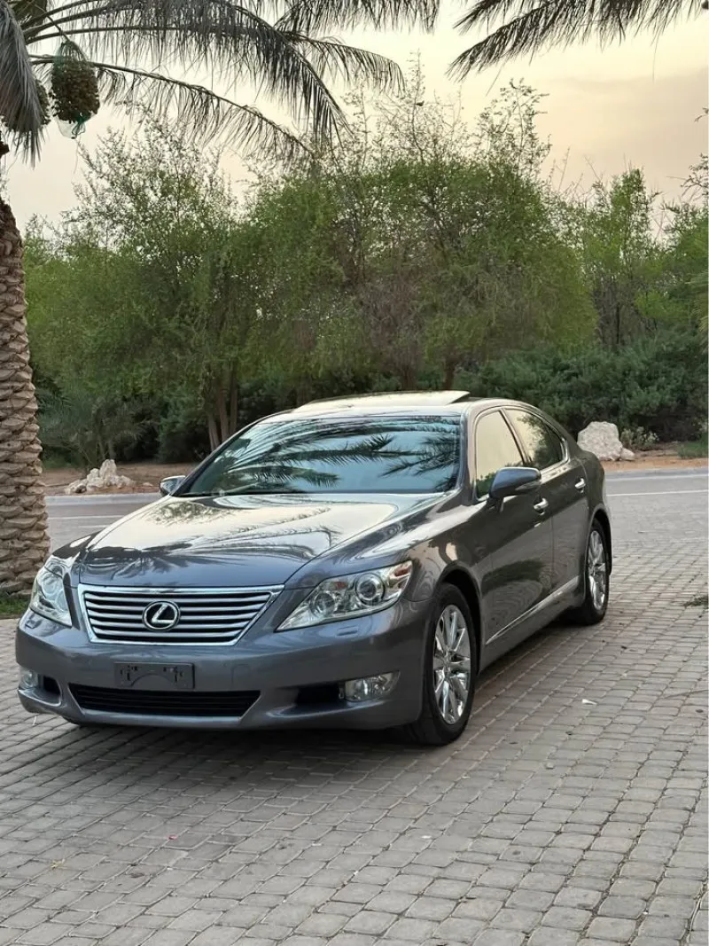 2012 لكزس آل آس ٤٦٠ in Dubai