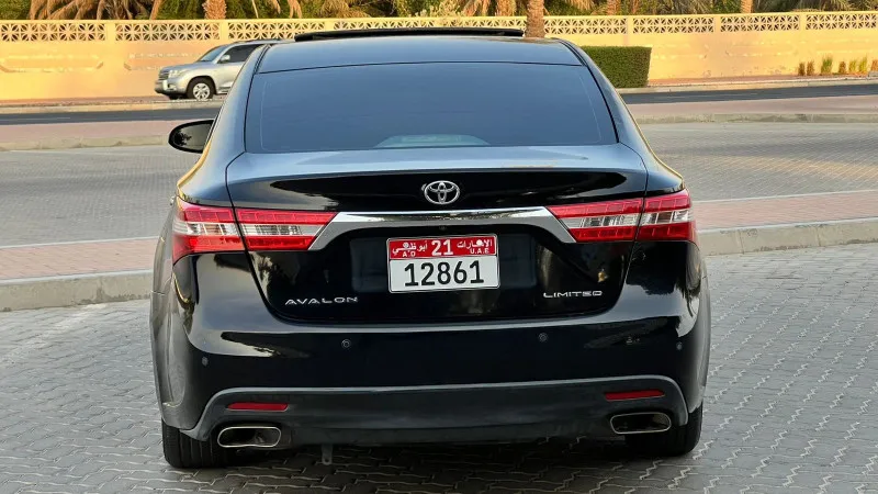 2014 Toyota Avalon in Dubai