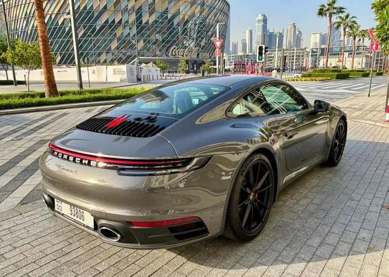 2024 بورش 911 كاريرا in Dubai