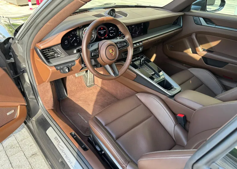 2024 بورش 911 كاريرا in Dubai