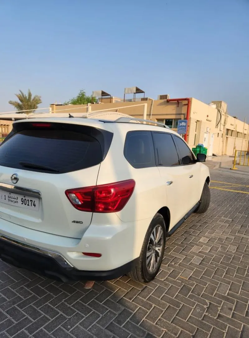 2018 Nissan Pathfinder in Dubai