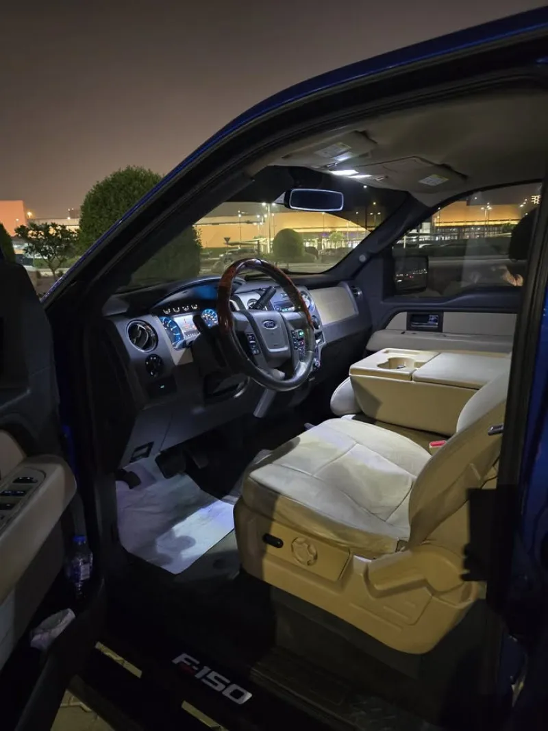 2014 Ford F150 in Dubai