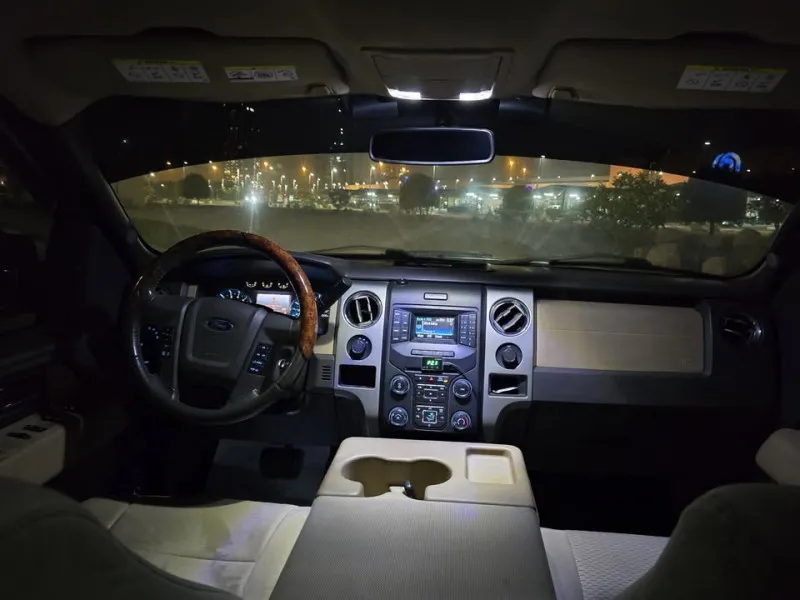 2014 Ford F150 in Dubai