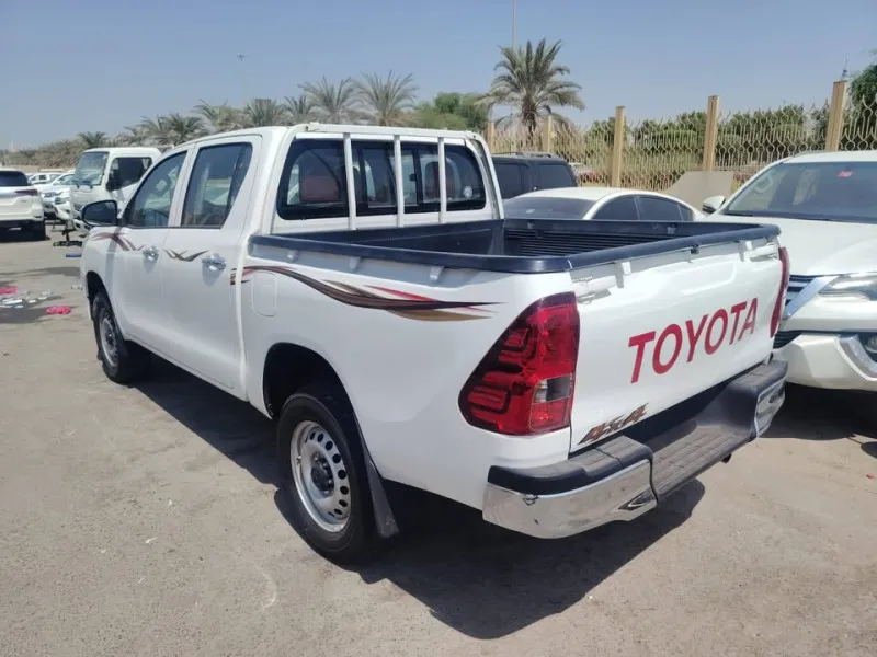 2021 Toyota Hilux in Dubai