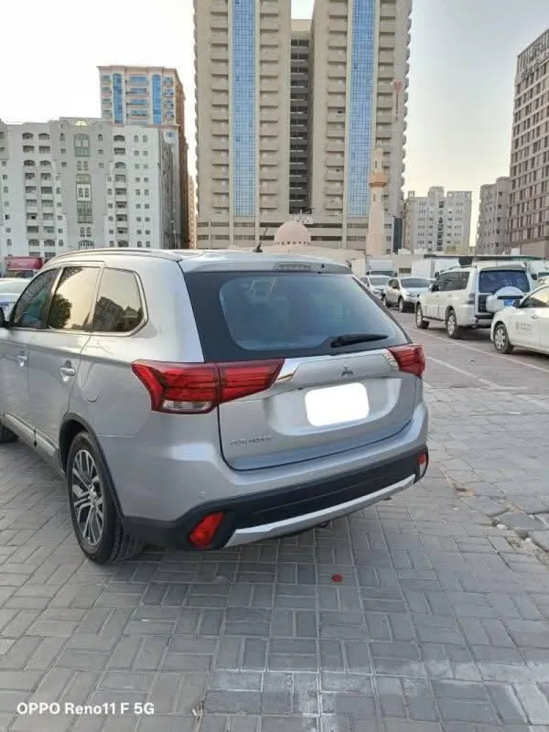2016 ميتسوبيشي أوتلاندر in Dubai