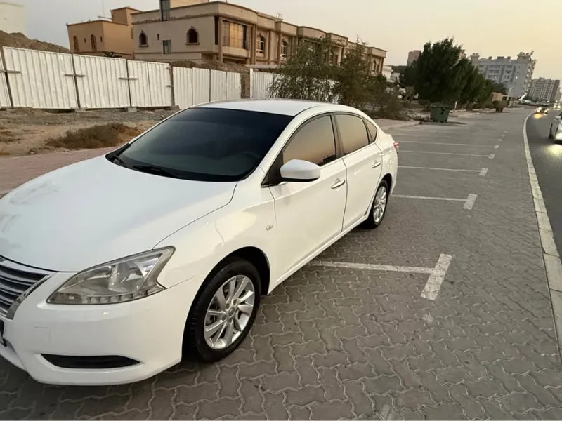 2016 نيسان سنترا in Dubai