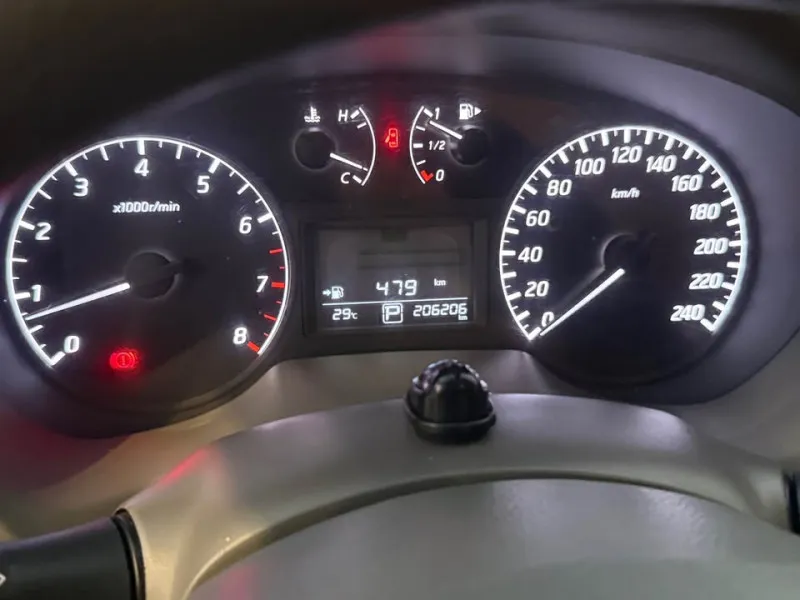 2016 نيسان سنترا in Dubai
