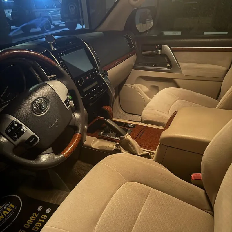 2015 Toyota Land Cruiser in Dubai