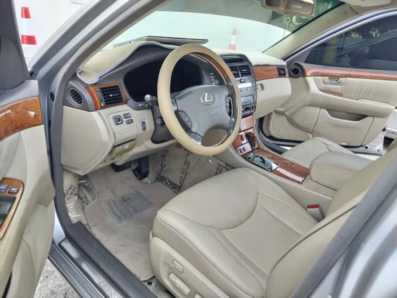 2005 Lexus LS 430 in Dubai