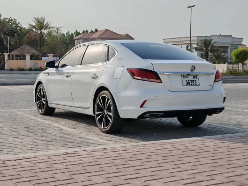 2022 ام جي 6 in Dubai