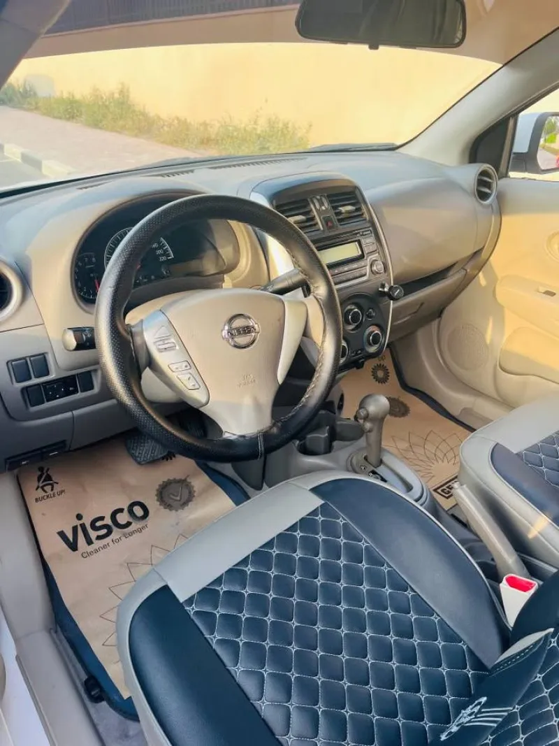 2016 نيسان صني in Dubai