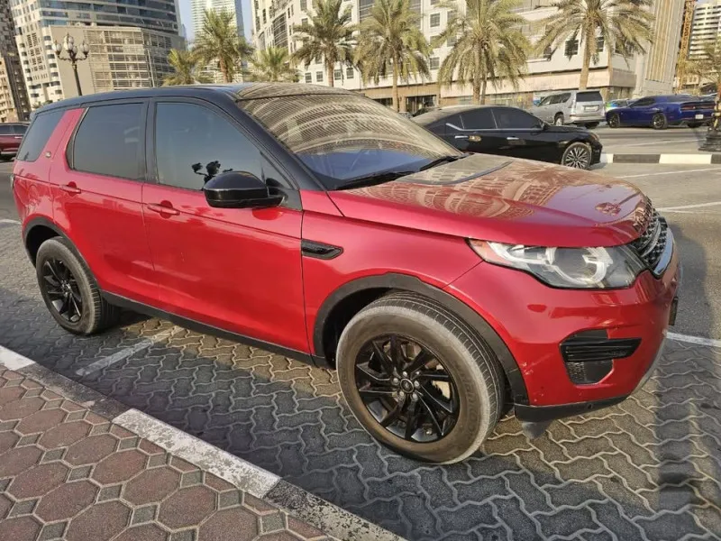 2018 لاند روفر ديسكفري in Dubai