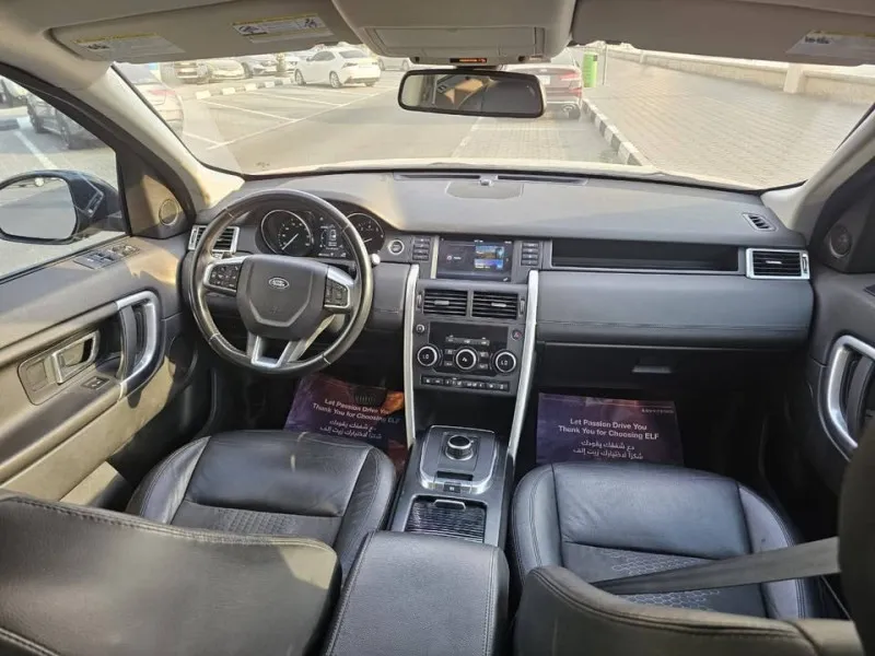 2018 لاند روفر ديسكفري in Dubai