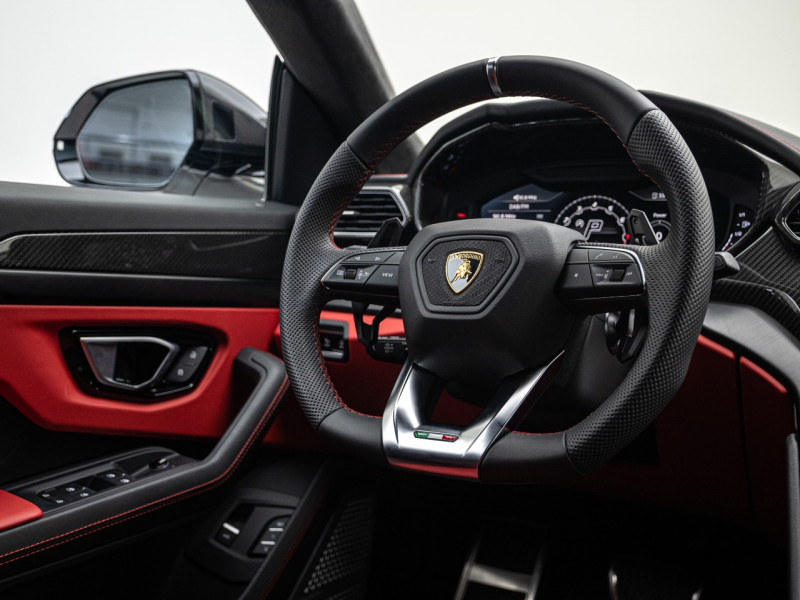 2022 Lamborghini URUS