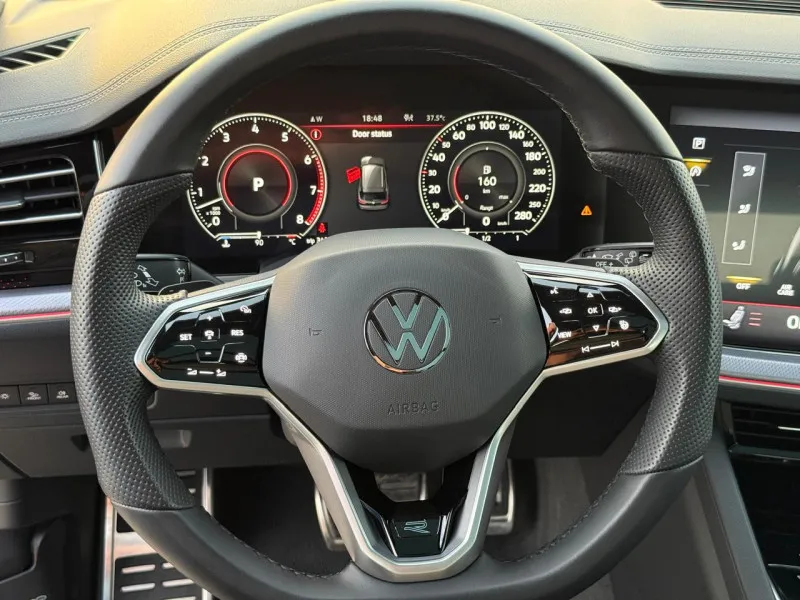 2022 Volkswagen Touareg in Dubai