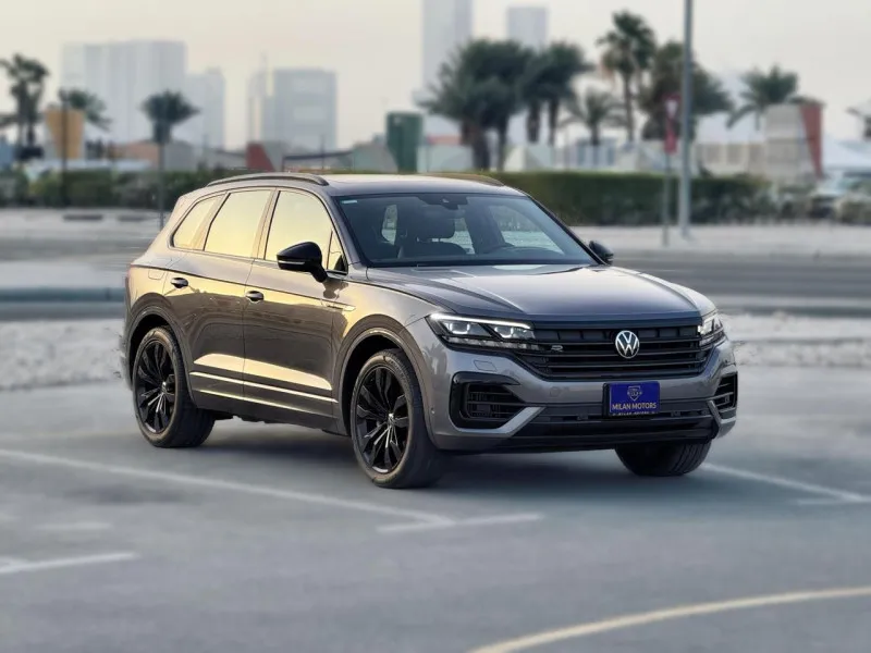 2022 Volkswagen Touareg in Dubai