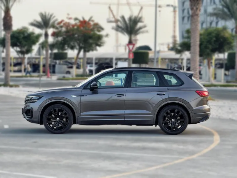 2022 Volkswagen Touareg in Dubai