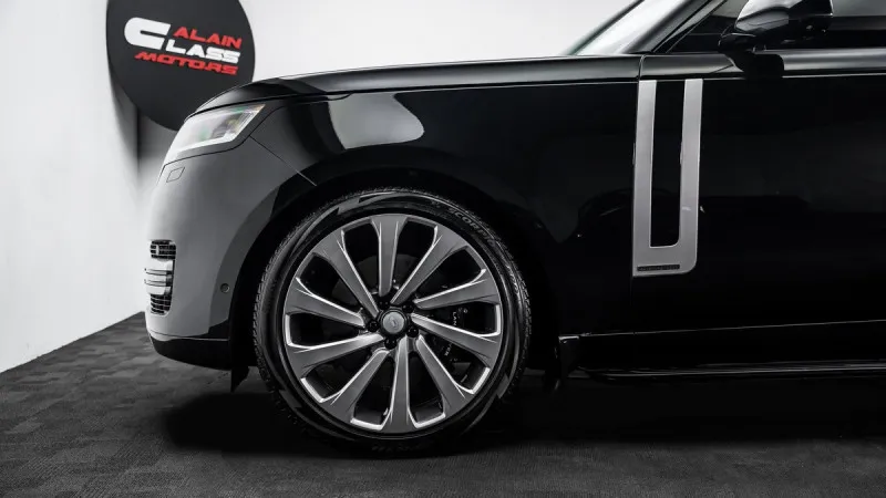 2024 Land Rover Range Rover in Dubai