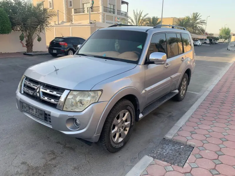 2013 Mitsubishi Pajero in Dubai
