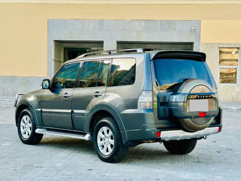 2013 Mitsubishi Pajero in Dubai