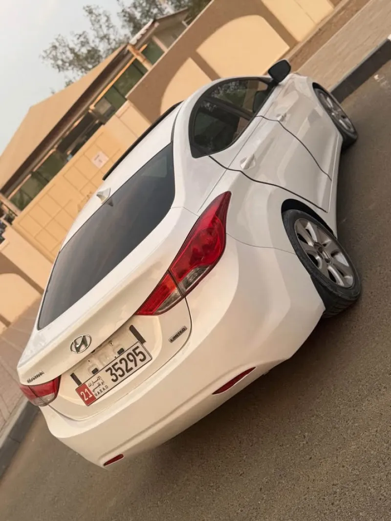 2014 Hyundai Elentra in Dubai