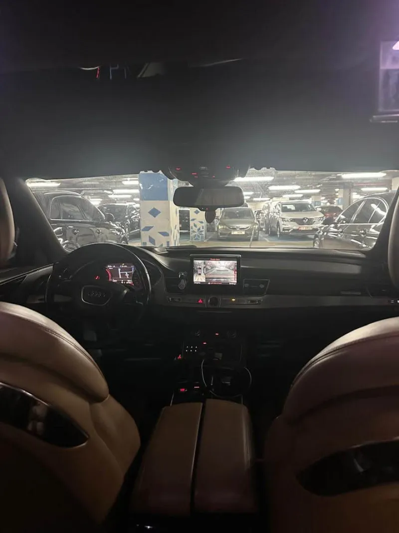 2015 Audi A8 in Dubai