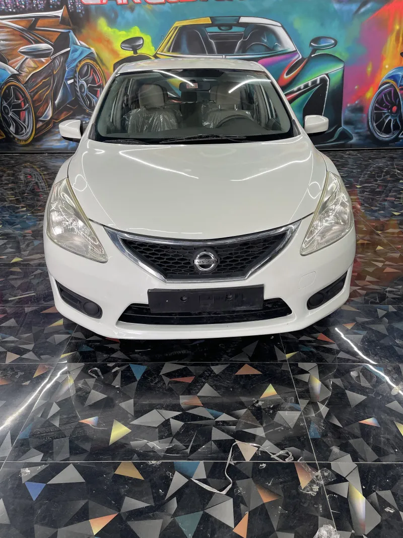 2016 Nissan Tiida in Dubai
